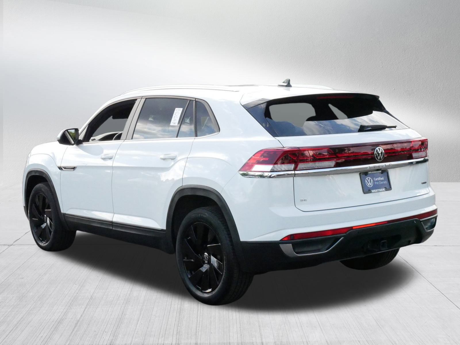 2024 Volkswagen Atlas Cross Sport SE Technology photo 5