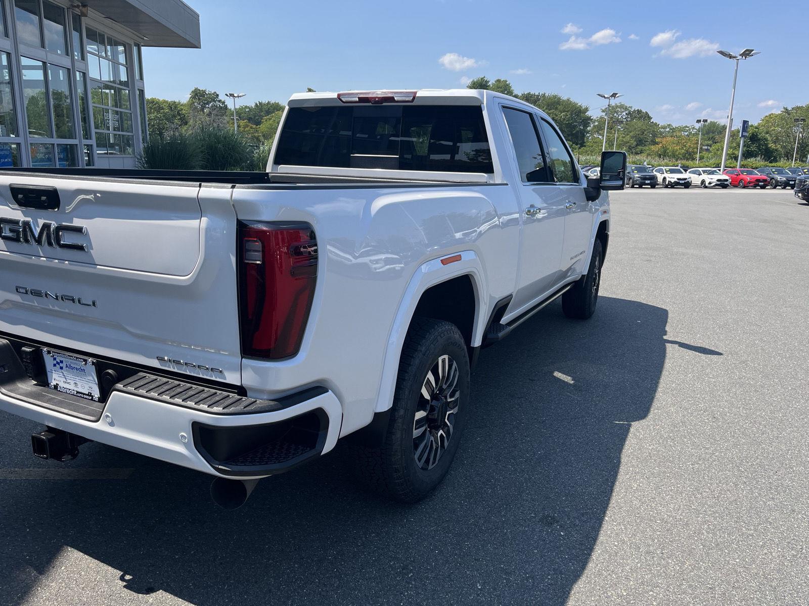 2024 Gmc Sierra 2500 HD Denali Ultimate photo 4