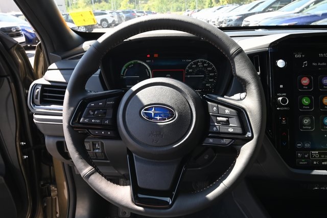 2025 Subaru Forester Touring photo 3