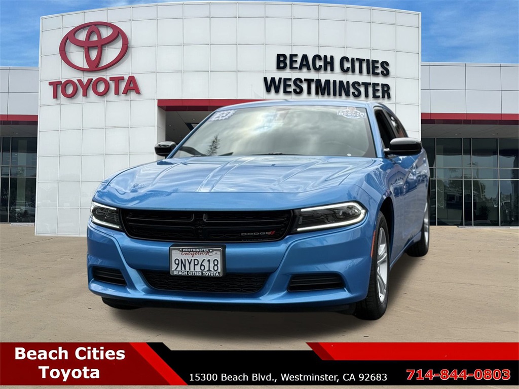 2023 Dodge Charger SXT photo 2