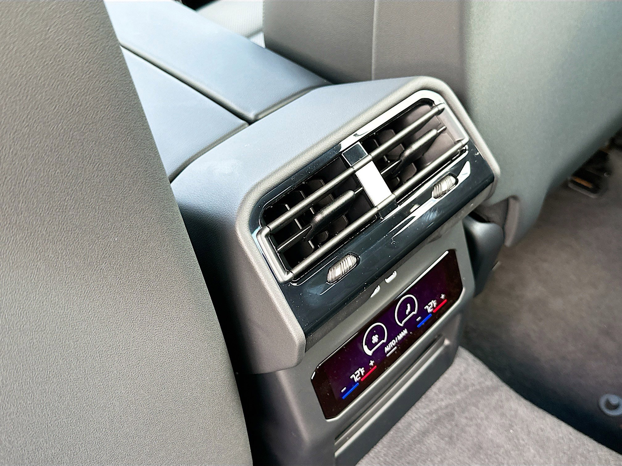 2026 Bmw 530i photo 21