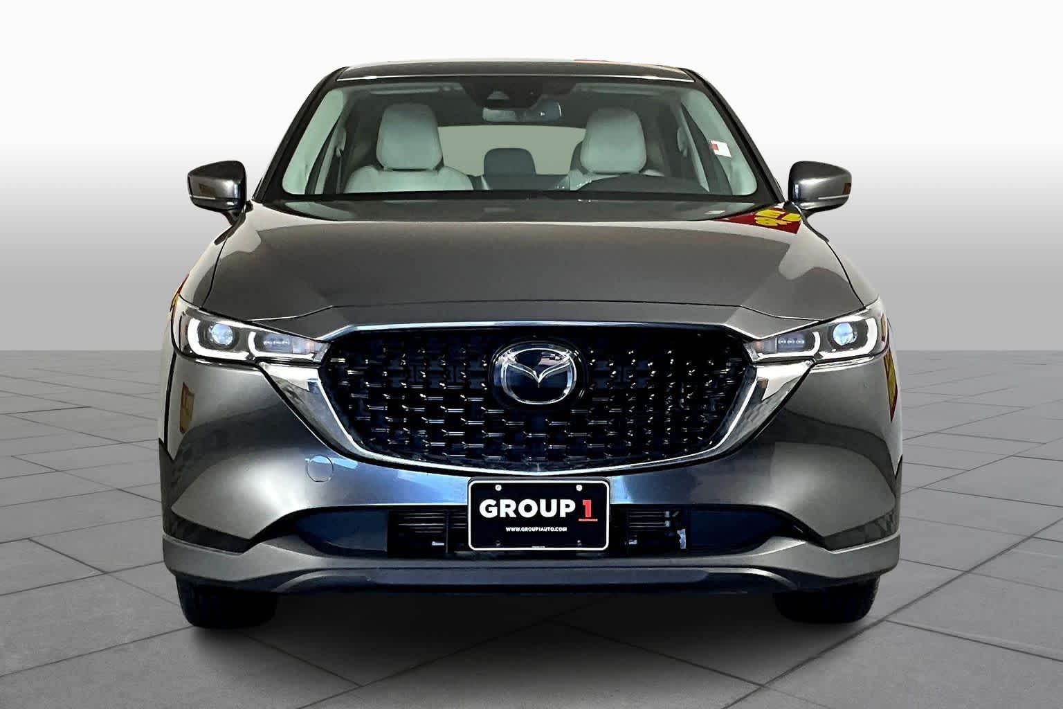 2023 Mazda CX-5 2.5 S Preferred photo 2