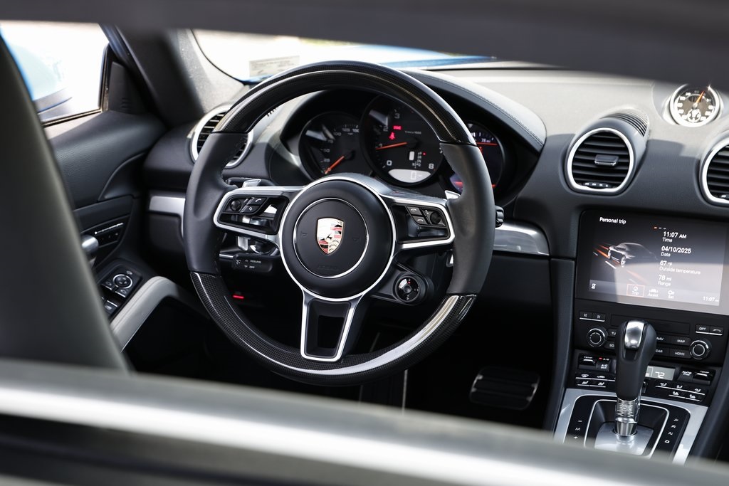 2025 Porsche Cayman Base photo 27