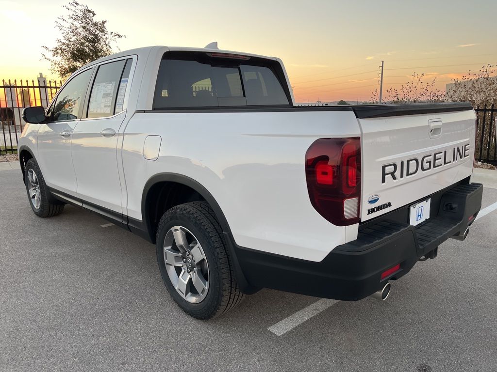 2025 Honda Ridgeline RTL photo 4