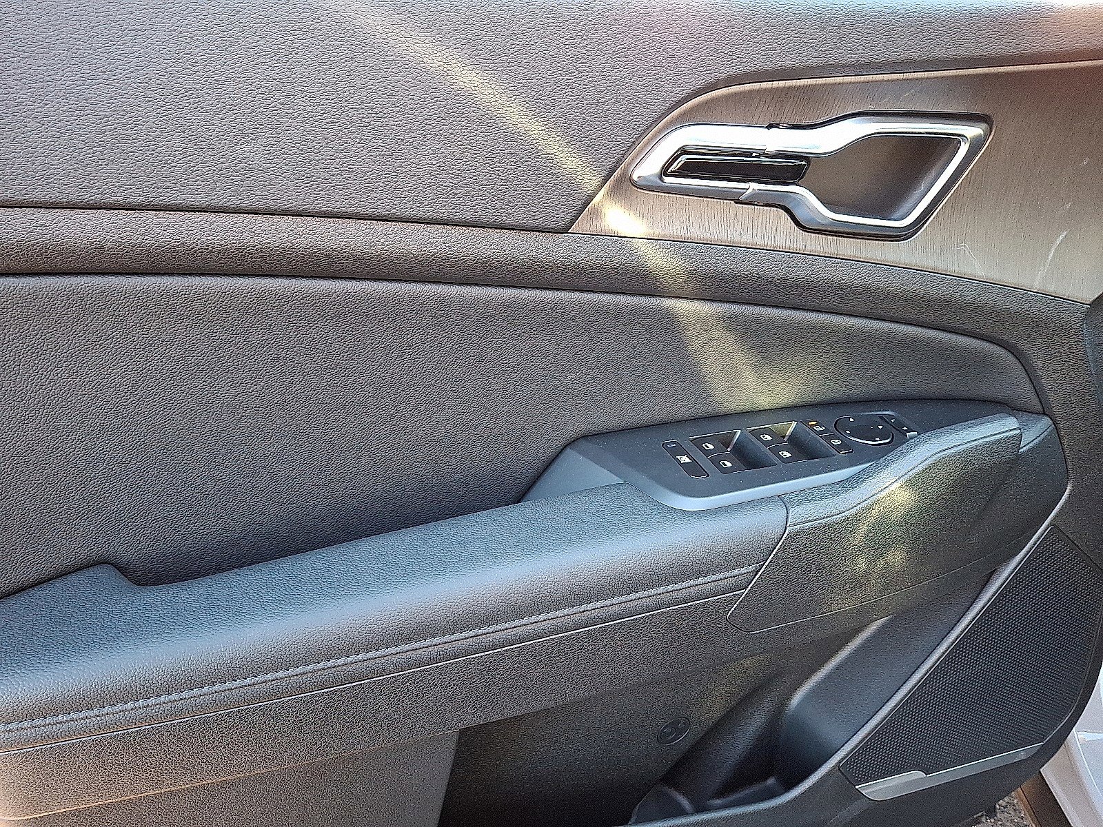 2026 Kia Sportage Hybrid X-Line photo 2