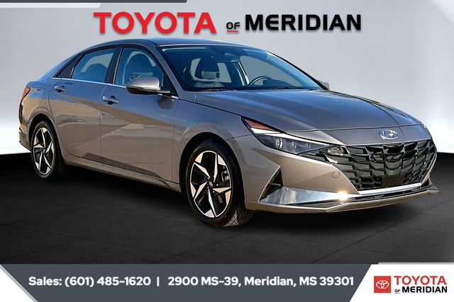 2023 Hyundai Elantra Limited's photo