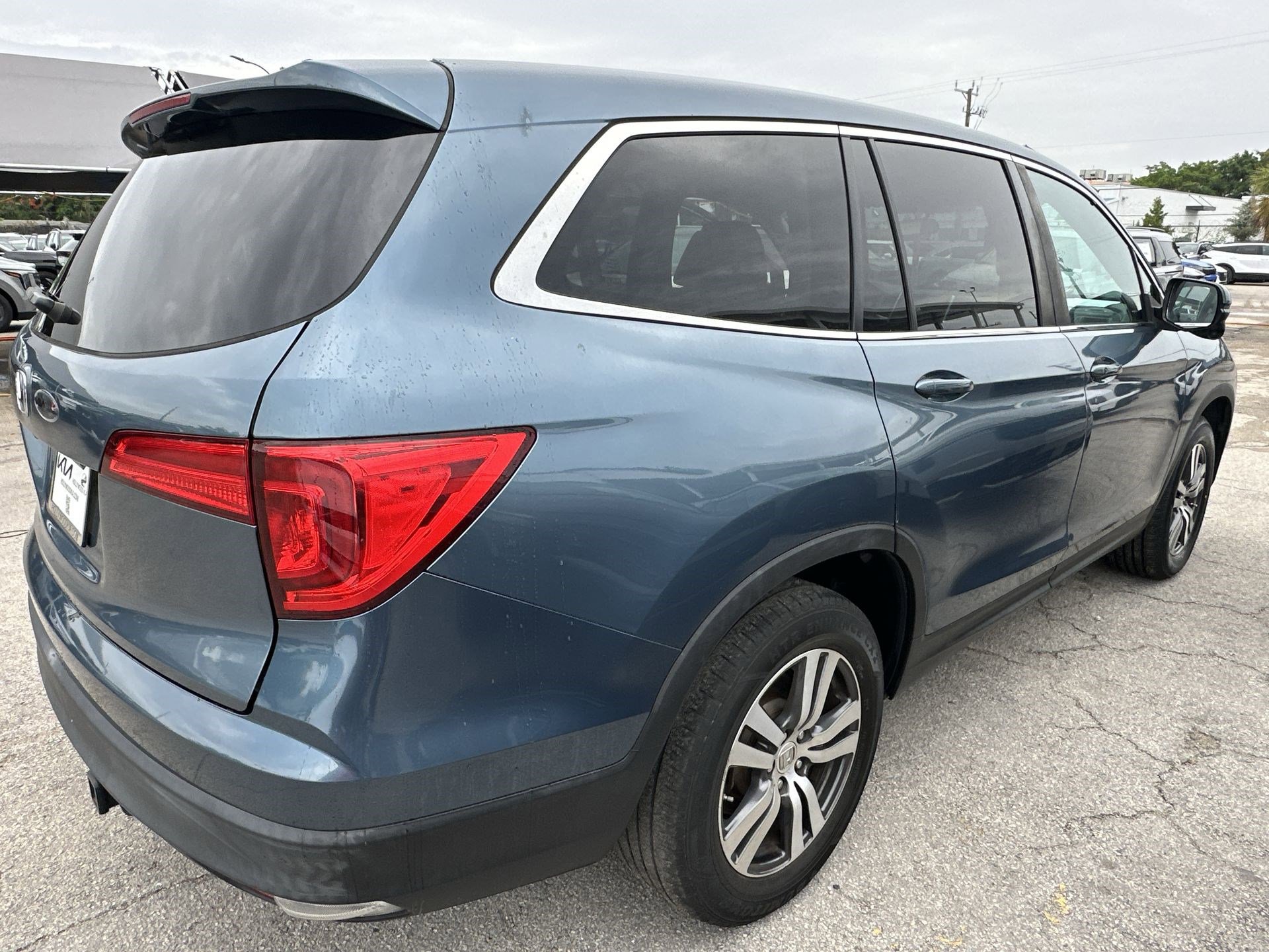 2018 Honda Pilot EX photo 20