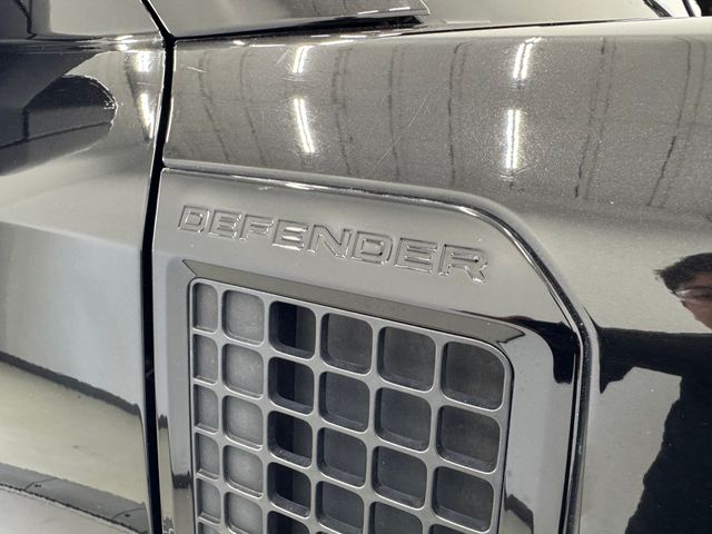 2021 Land Rover Defender 90 X-Dynamic S photo 38