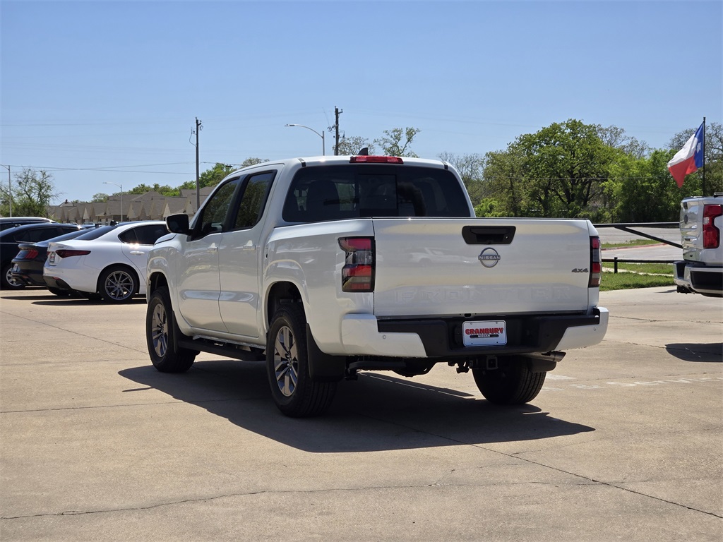 2025 Nissan Frontier SV photo 4