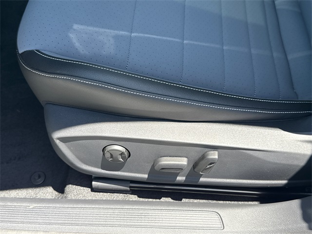 2025 Volkswagen Jetta 1.5T SE photo 29