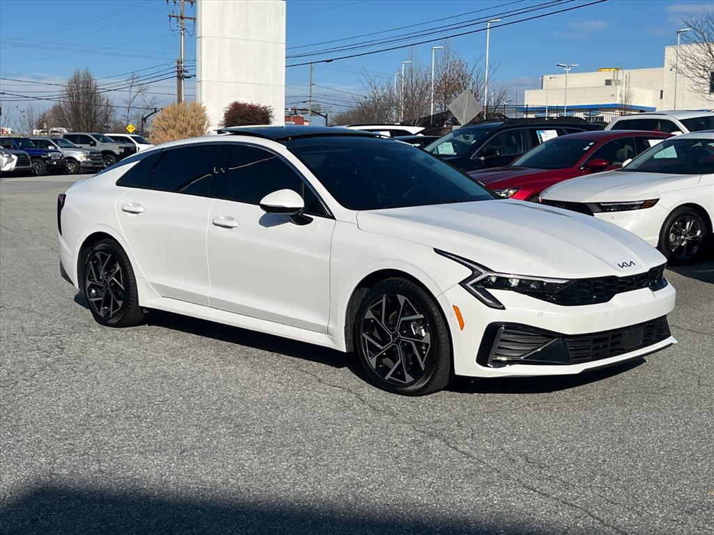 2025 Kia K5 EX's photo