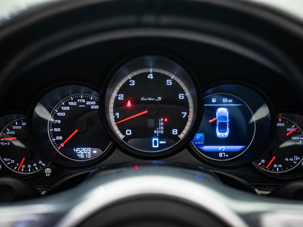 2016 Porsche 911 Turbo S photo 22