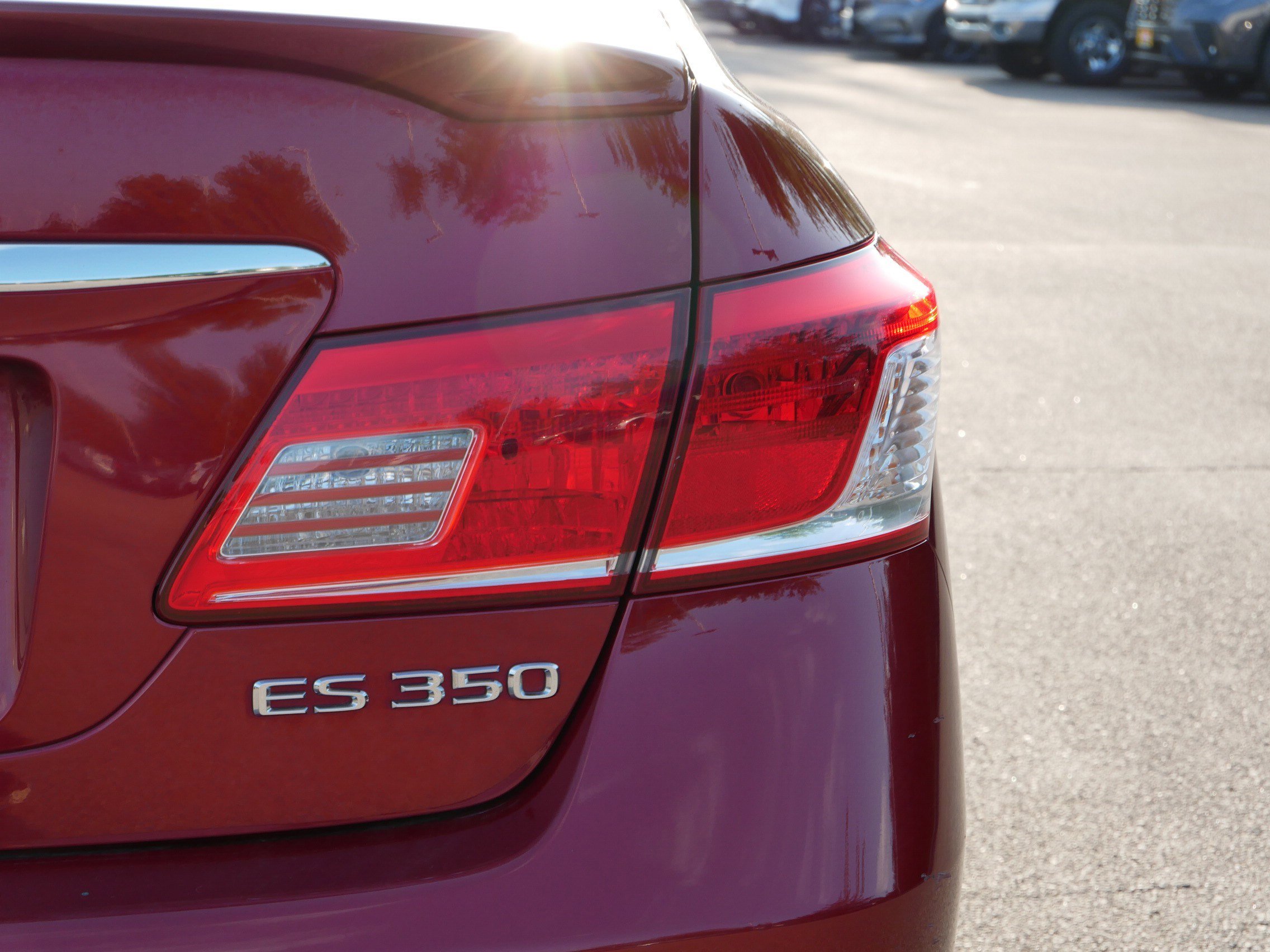 2010 Lexus ES 350 photo 16