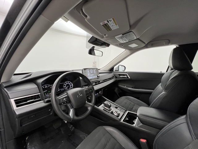 2024 Mitsubishi Outlander SE Ralliart photo 16