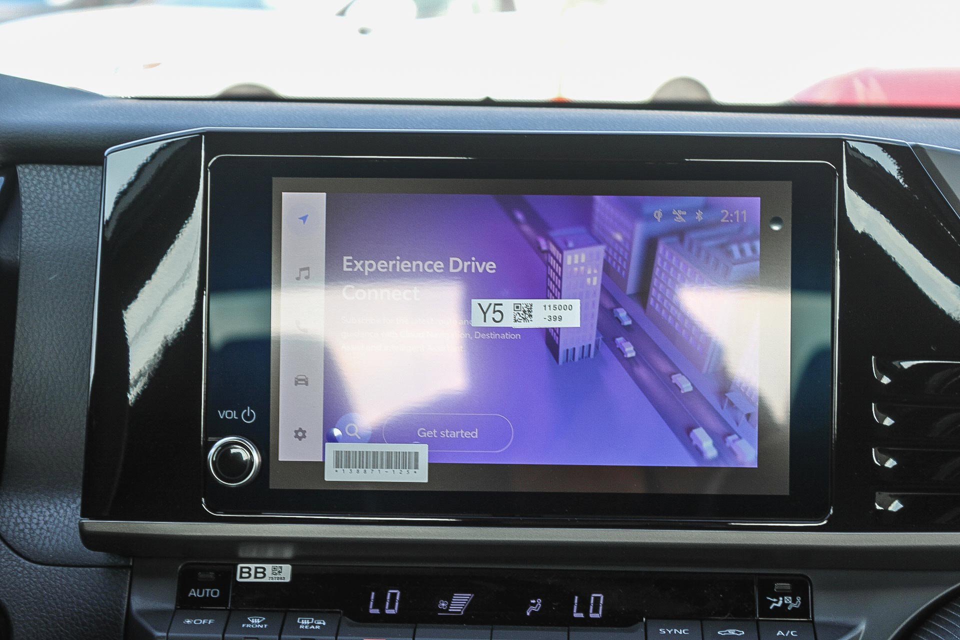 2025 Toyota Camry SE photo 16