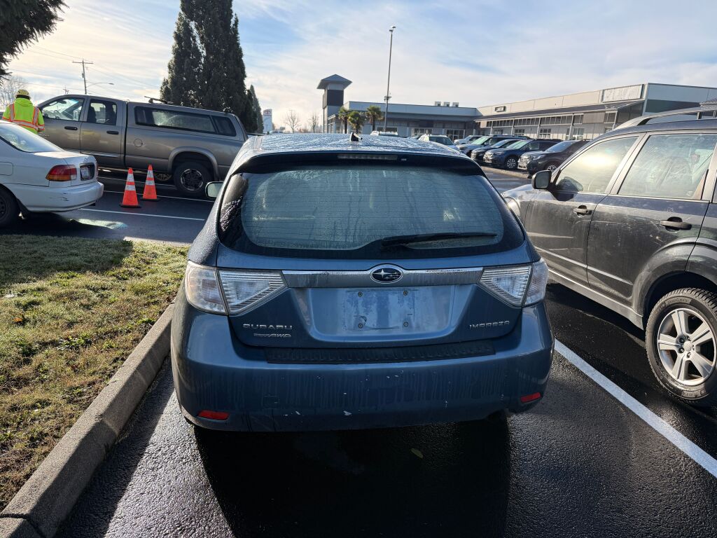 2010 Subaru Impreza 2.5i Premium photo 4