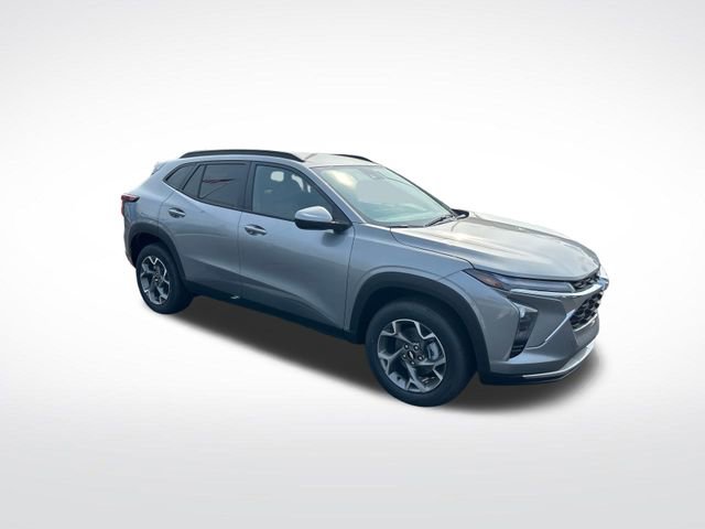 2025 Chevrolet Trax LT photo 5