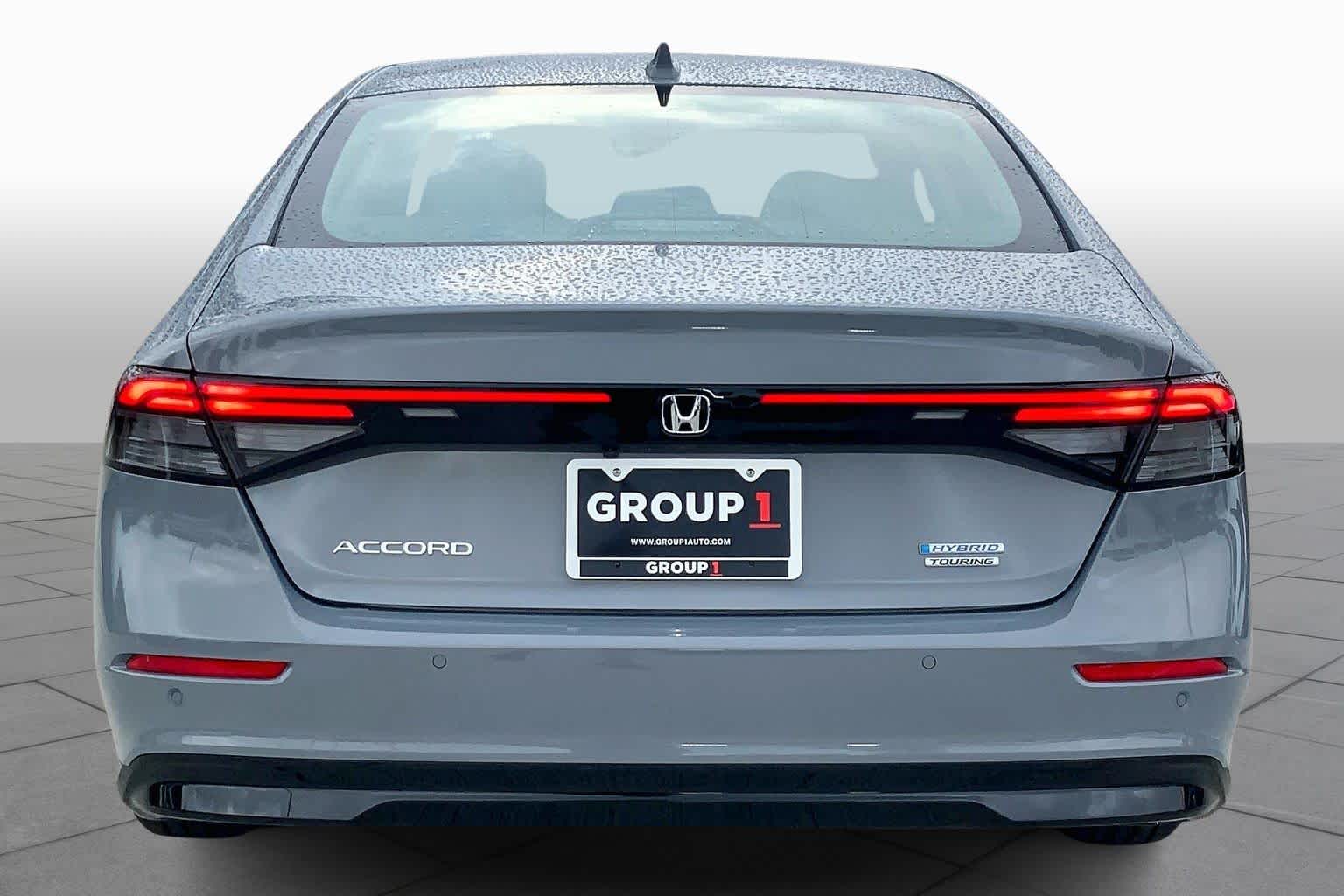 2025 Honda Accord Hybrid Touring photo 4