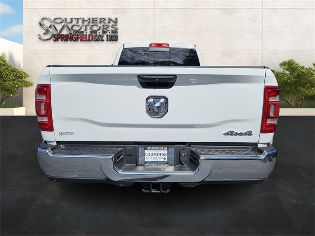 2024 Ram 3500 Tradesman photo 8