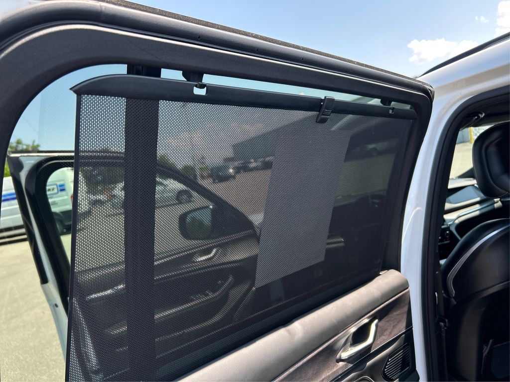 2023 Jeep Grand Cherokee Overland photo 58