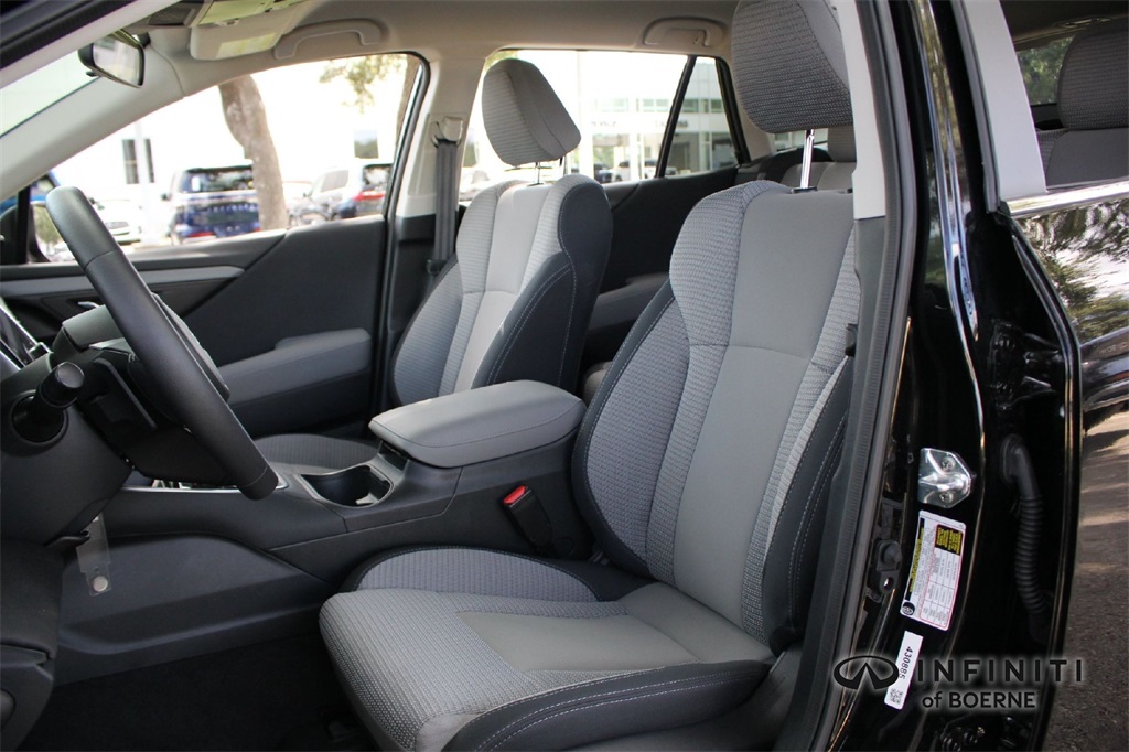 2025 Subaru Outback Premium photo 10