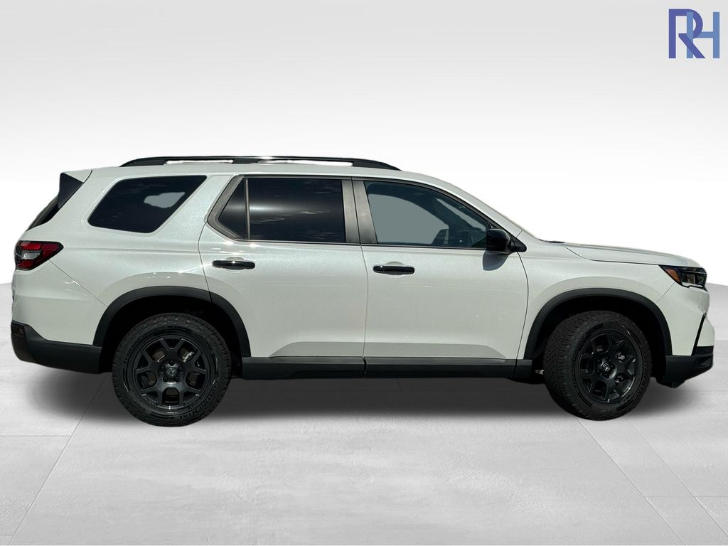 Certified 2025 Honda Pilot TrailSport with VIN 5FNYG1H65SB147366 for sale in Coon Rapids, Minnesota