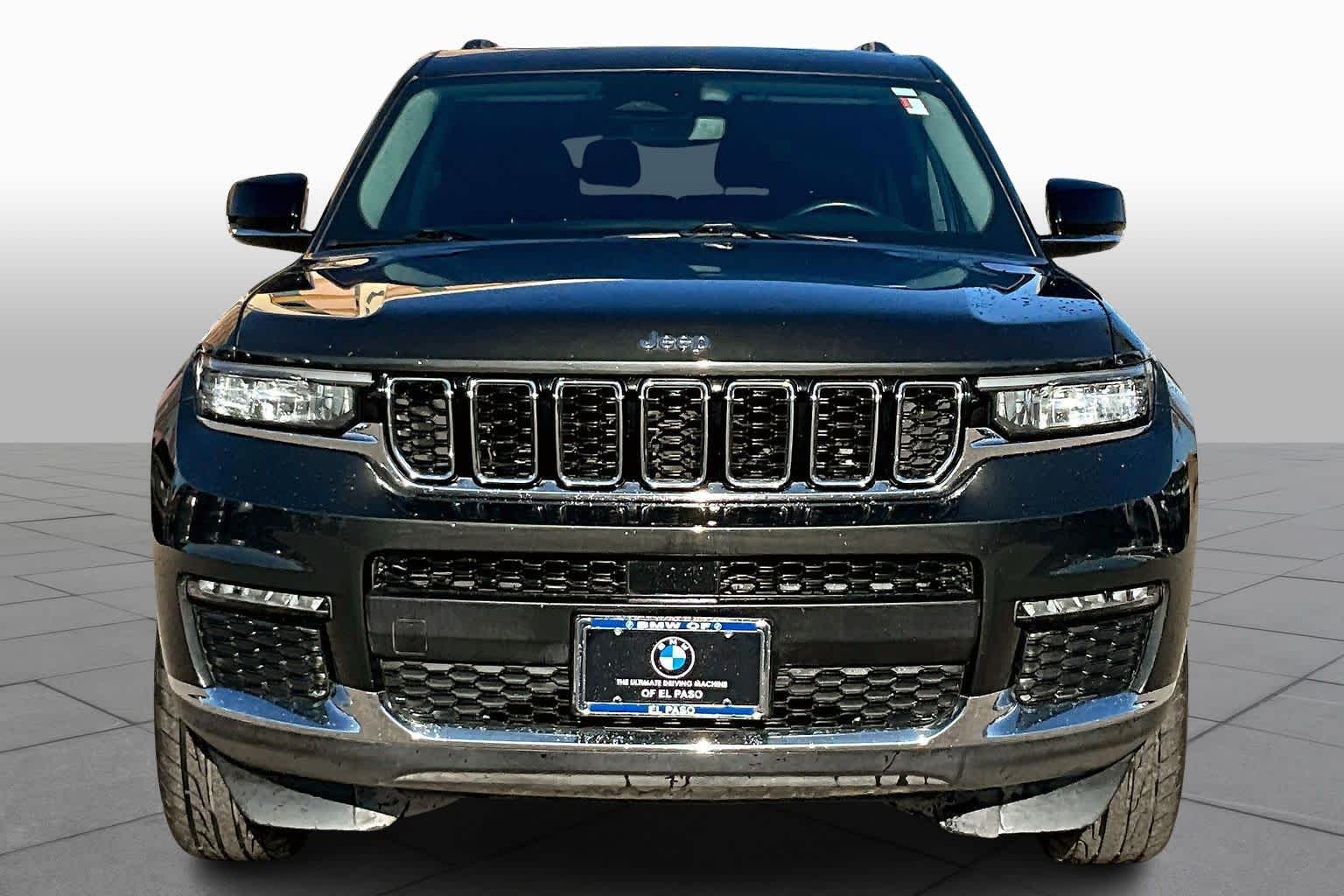 2022 Jeep Grand Cherokee Limited photo 3