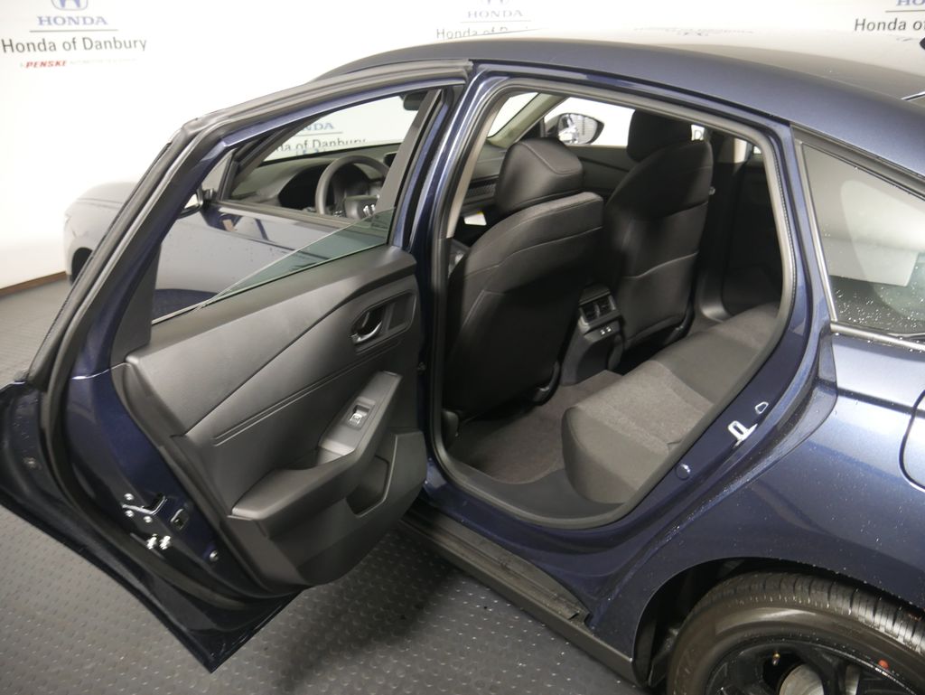 2025 Honda Accord 1.5T SE photo 9