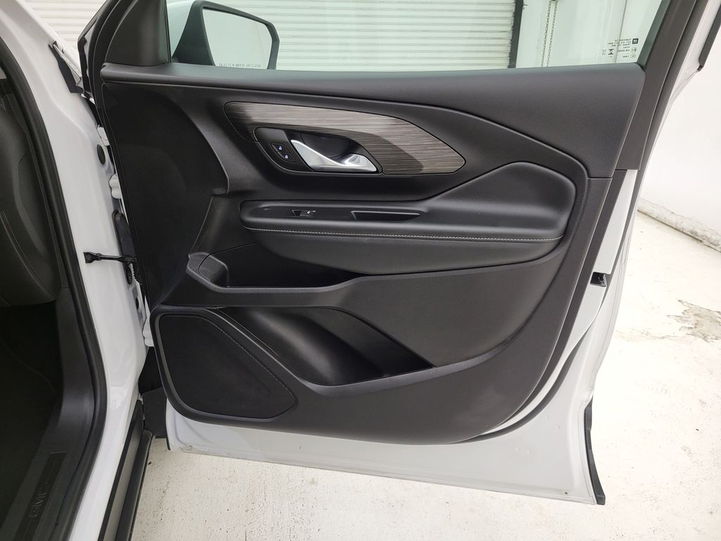 2024 Gmc Terrain SLT photo 27