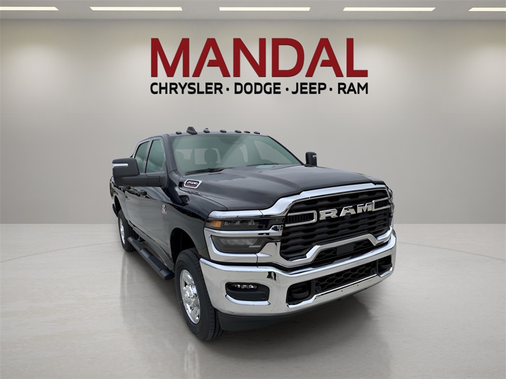 2025 Ram 2500 Tradesman photo 3
