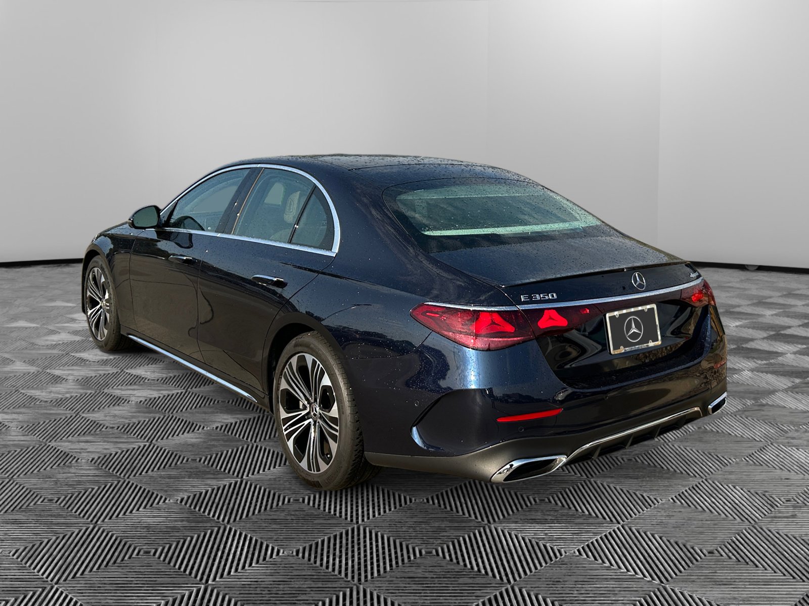 2025 Mercedes Benz E 350 4MATIC Sedan photo 3