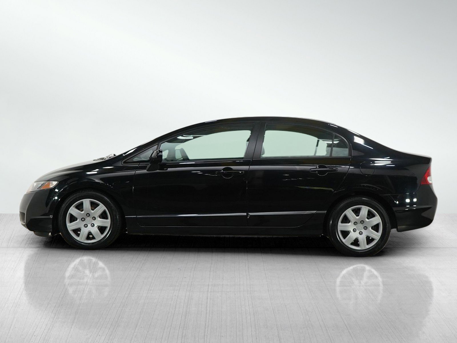 Used 2011 Honda Civic LX with VIN 19XFA1F58BE040059 for sale in Burnsville, Minnesota