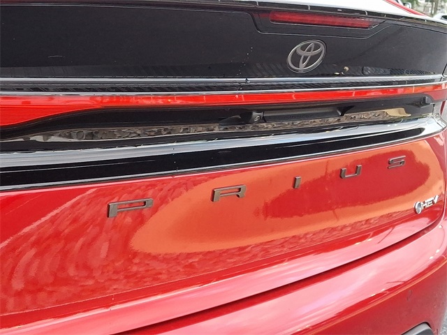 2026 Toyota Prius LE photo 14