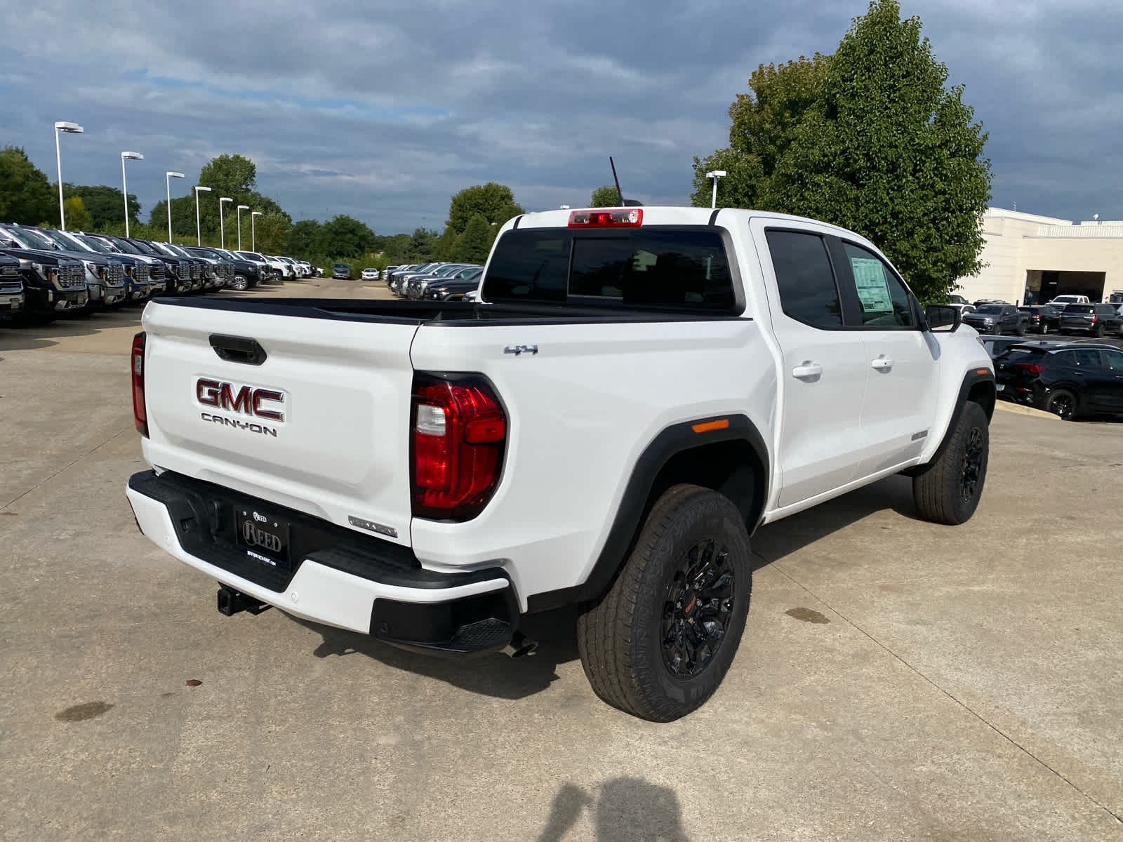 2026 Gmc Canyon Elevation photo 3