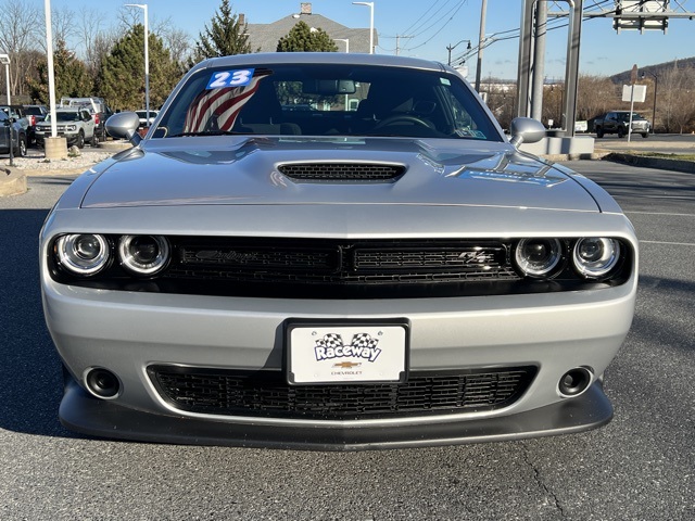 2023 Dodge Challenger R/T photo 2