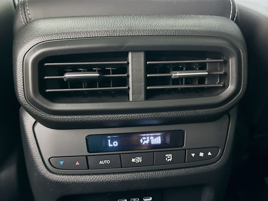 2025 Honda Pilot Touring photo 15
