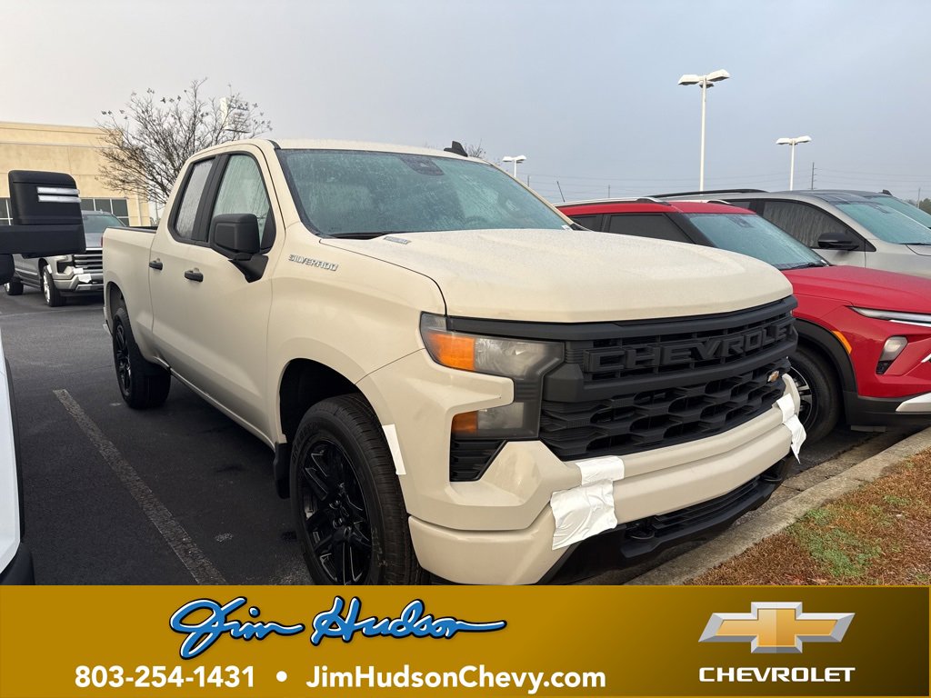 2026 Chevrolet Silverado Custom's photo