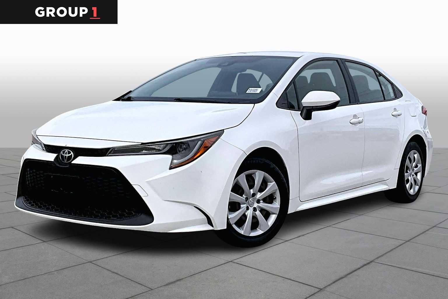 2021 Toyota Corolla LE's photo