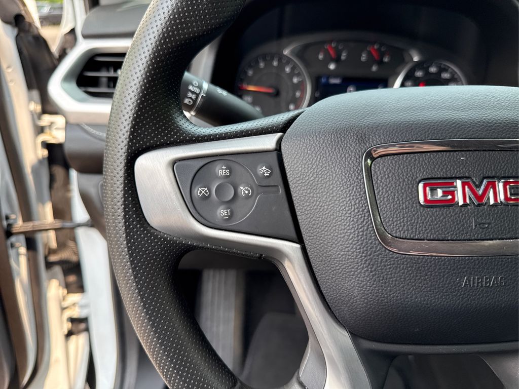 2023 Gmc Acadia SLE photo 36