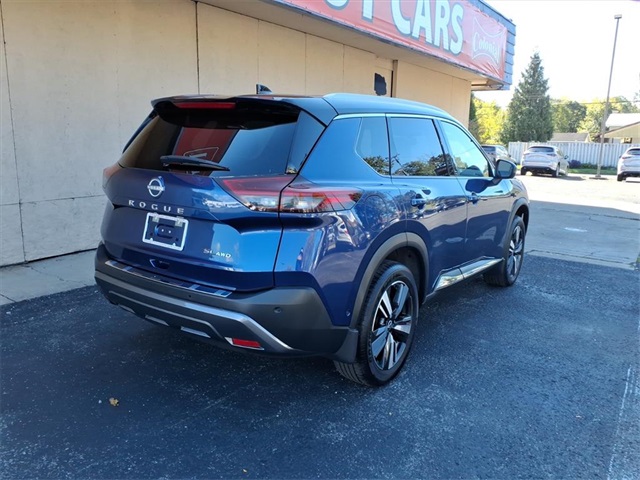 2023 Nissan Rogue SL photo 3