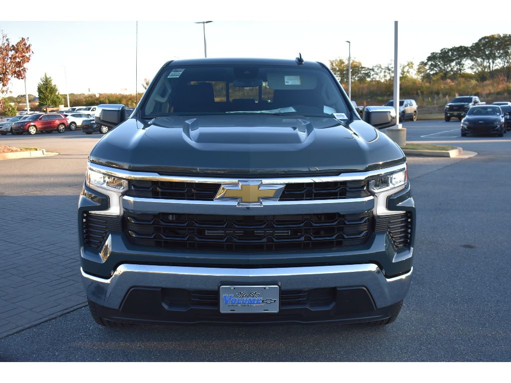 2025 Chevrolet Silverado 1500 LT photo 8
