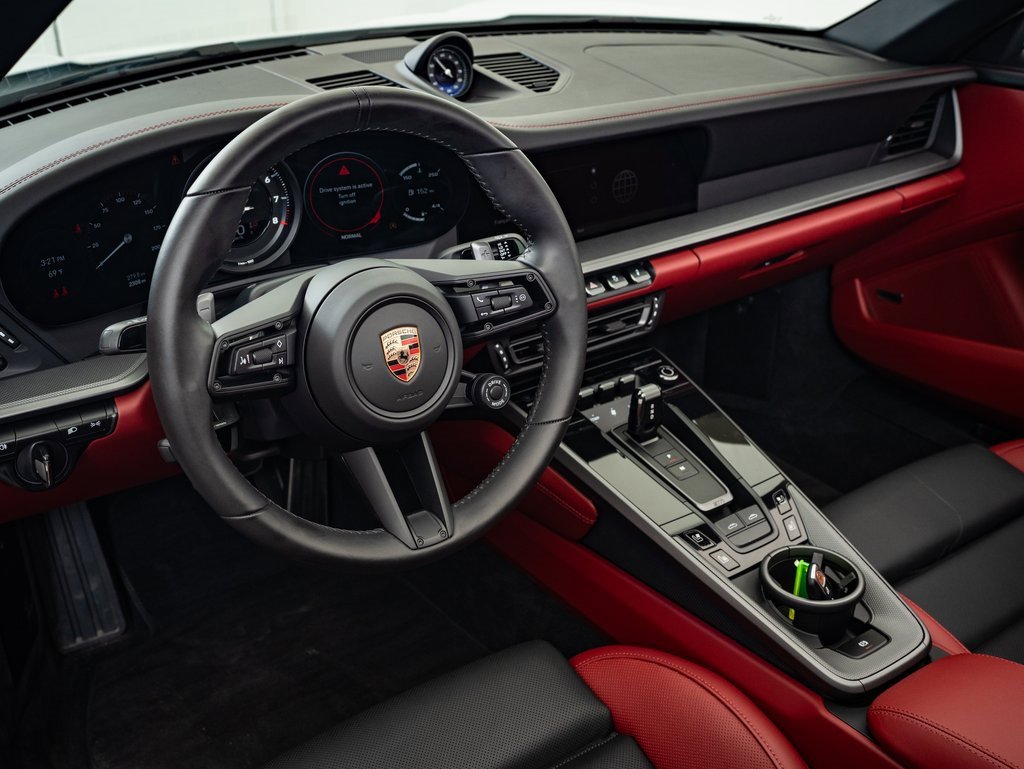 2024 Porsche 911 Targa 4S photo 4
