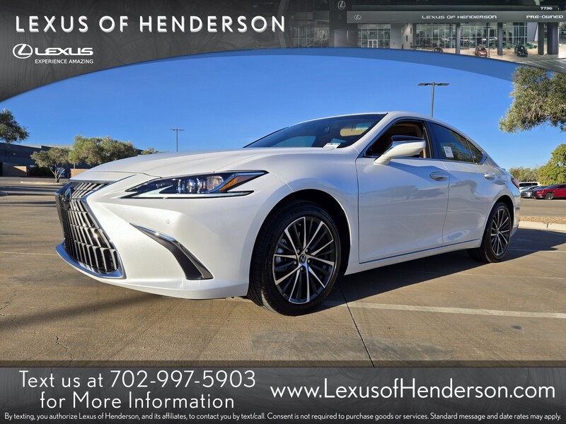 2025 Lexus ES Hybrid 300h's photo