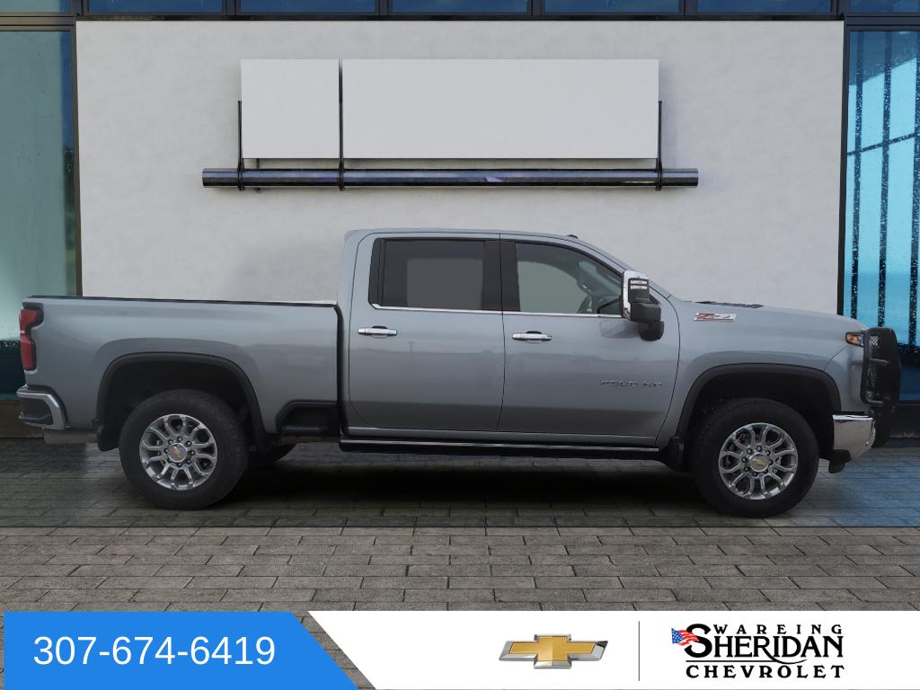 2024 Chevrolet Silverado 2500HD LTZ photo 3