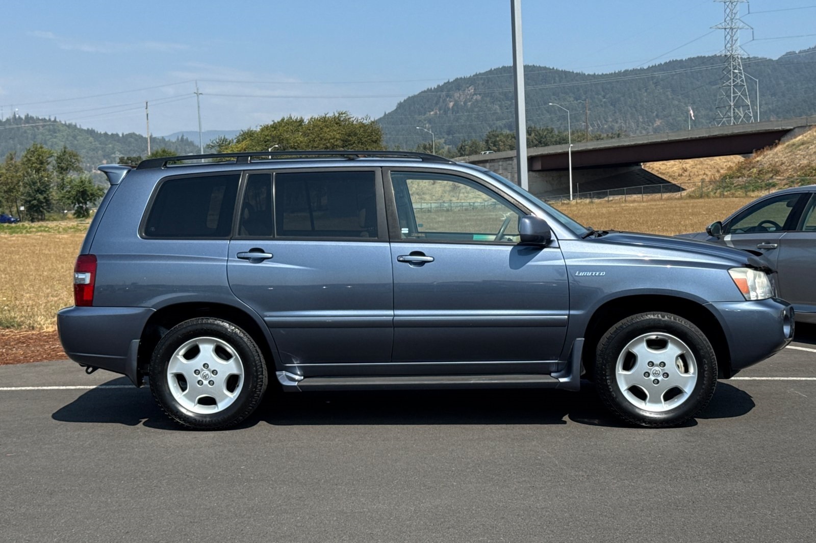 2005 Toyota Highlander Limited photo 2