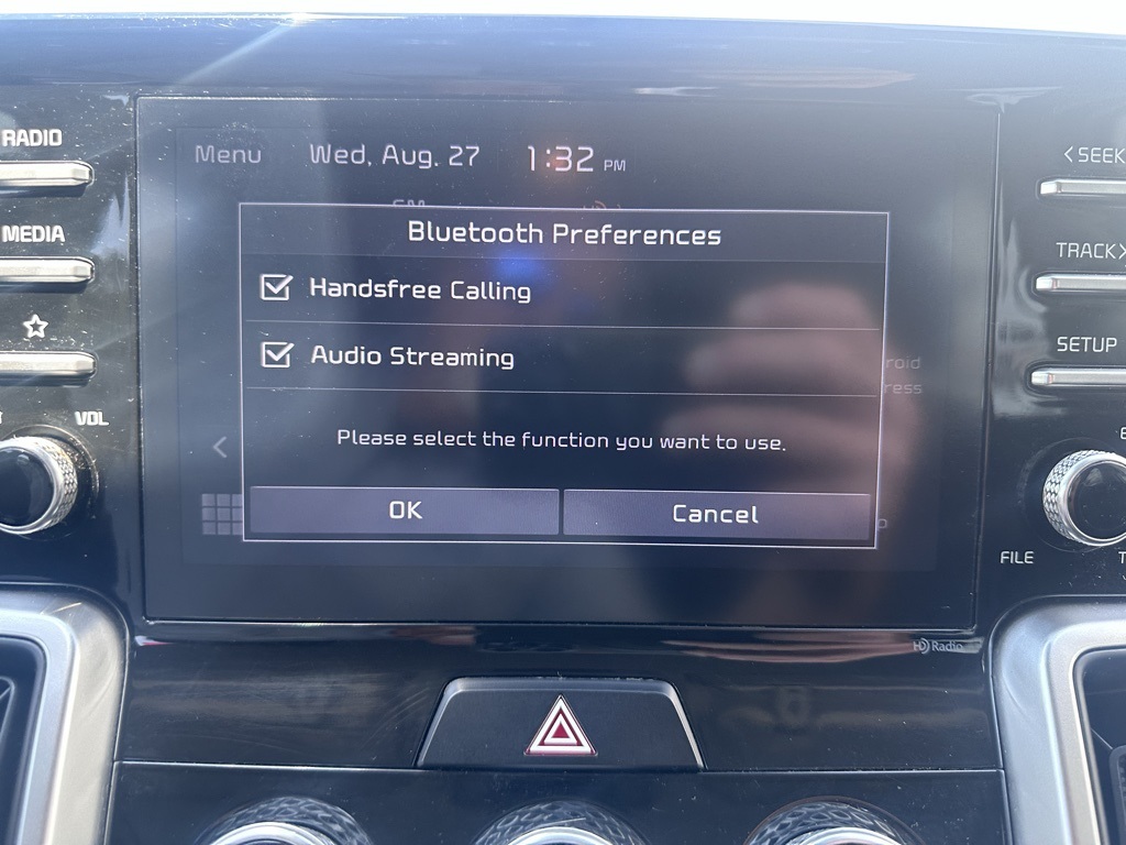 2021 Kia Sorento LX photo 13