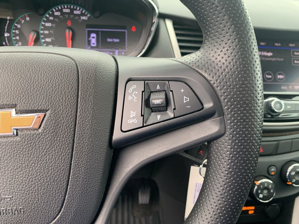 2020 Chevrolet Trax LS photo 29