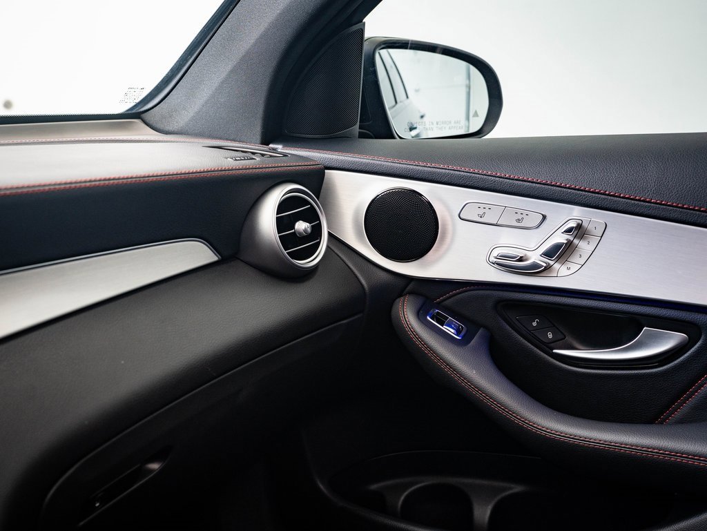 2022 Mercedes Benz GLC 43 AMG photo 33