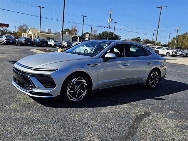 2024 Hyundai Sonata SEL Convenience photo 3