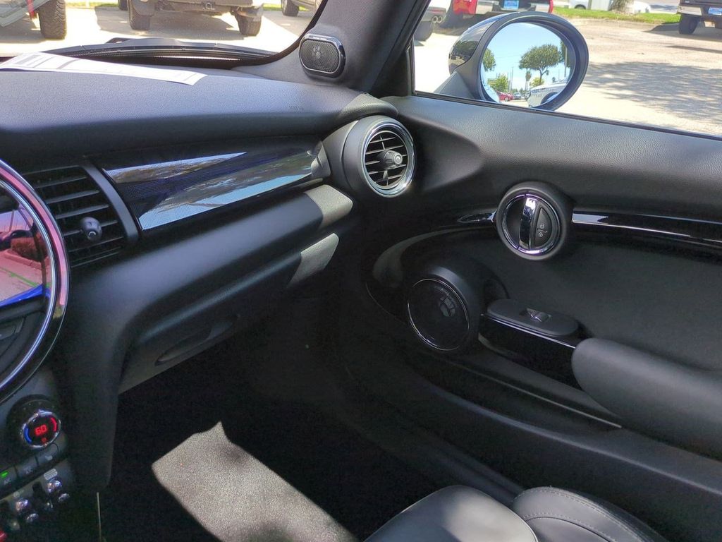 2019 Mini Cooper Hardtop John Cooper Works photo 17